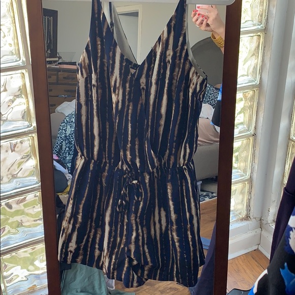 Forever 21 Romper - Picture 2 of 4